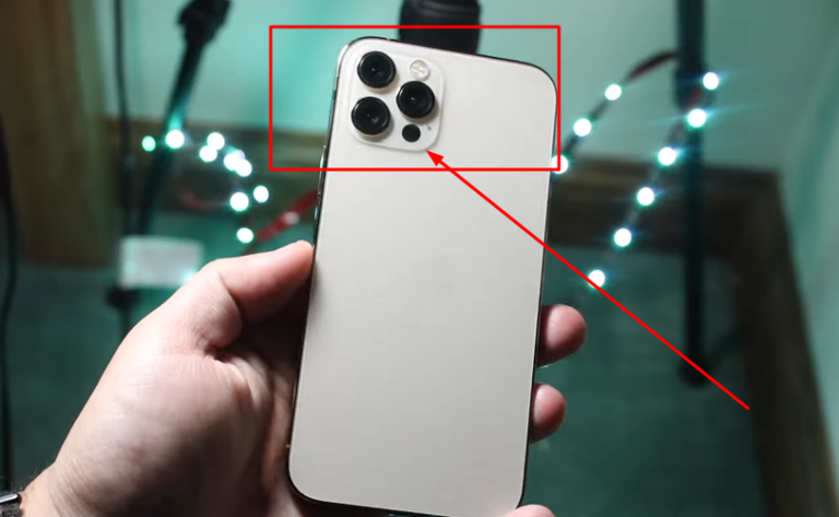 Where is the Microphone on IPhone 11? (Exact Location!) » LoyalAudio
